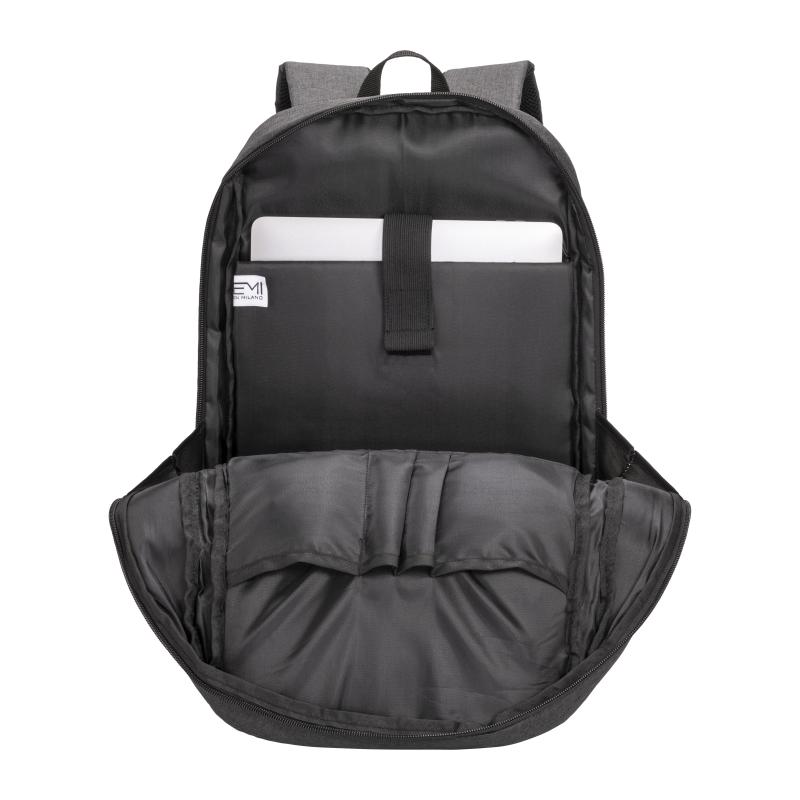 Mochila para PC de PET reciclado.