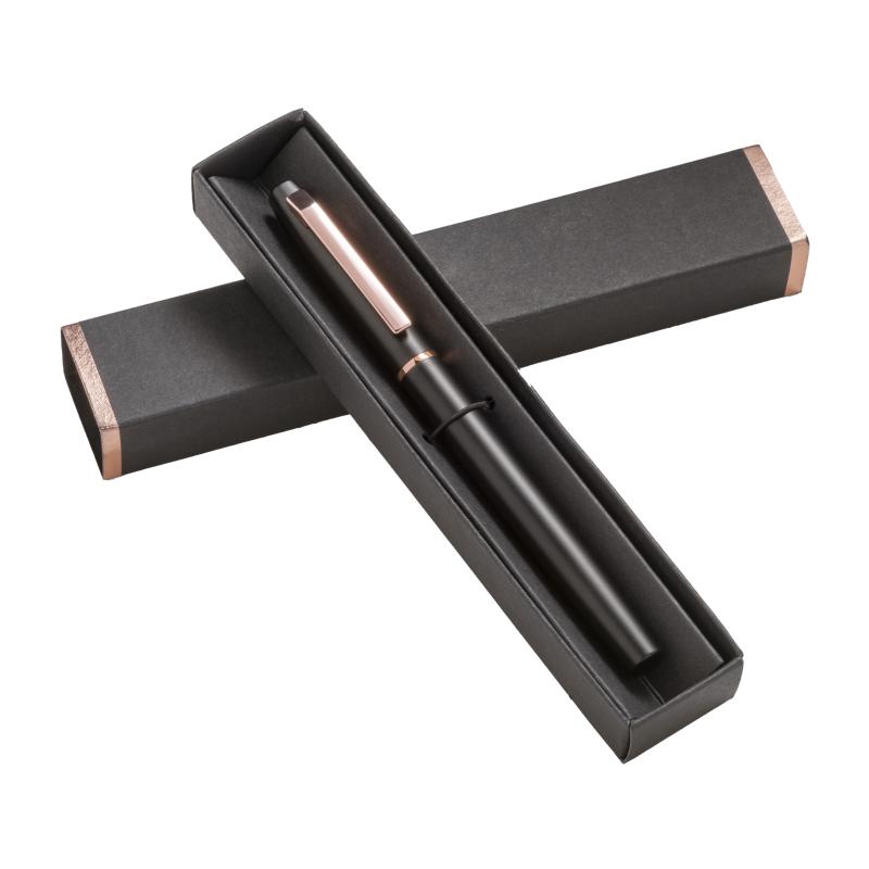 Bolígrafo de aluminio reciclado. Tinta GEL y detalles en oro rosa con estuche de cartón