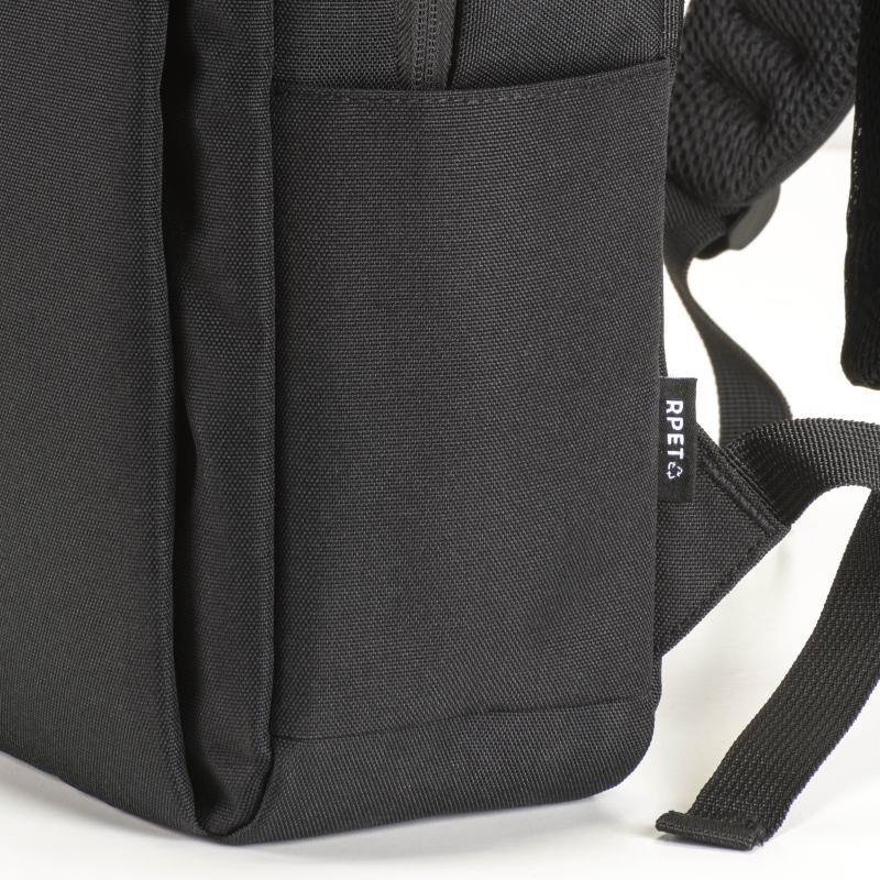 Mochila para portátil (15) fabricada en PET reciclado (R-PET)
