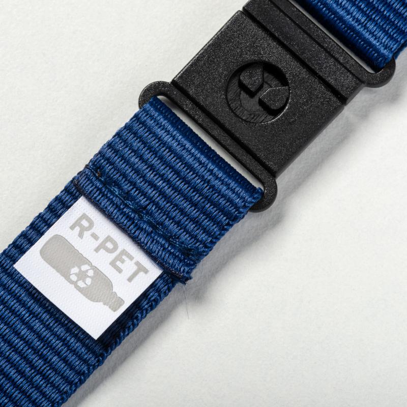 Lanyard para el cuello de poliéster reciclado R-PET con mosquetón y cierre de seguridad