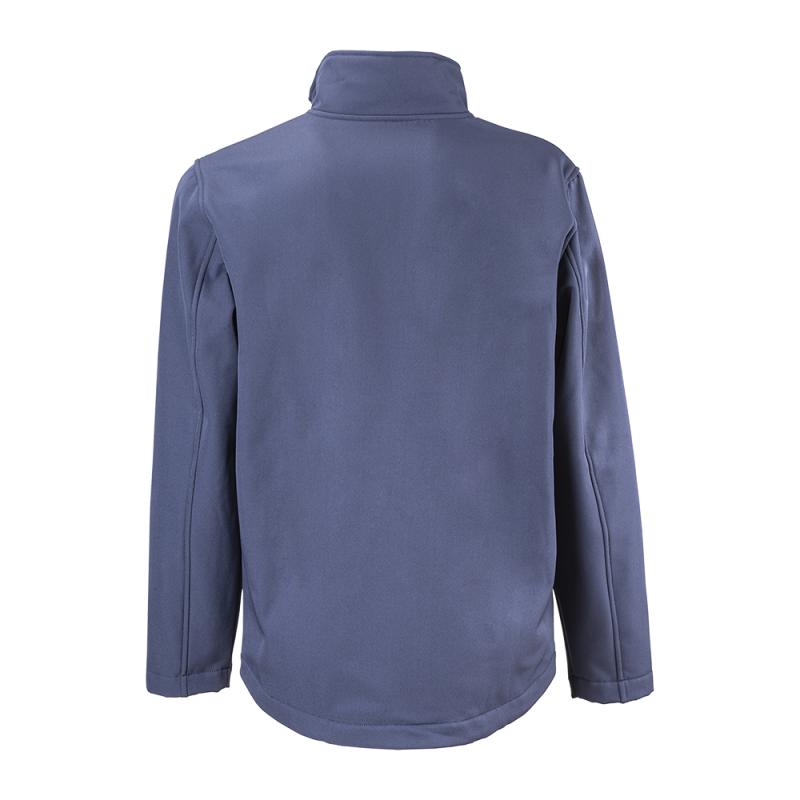 Chaqueta softshell con forro polar, dos bolsillos laterales y cremallera