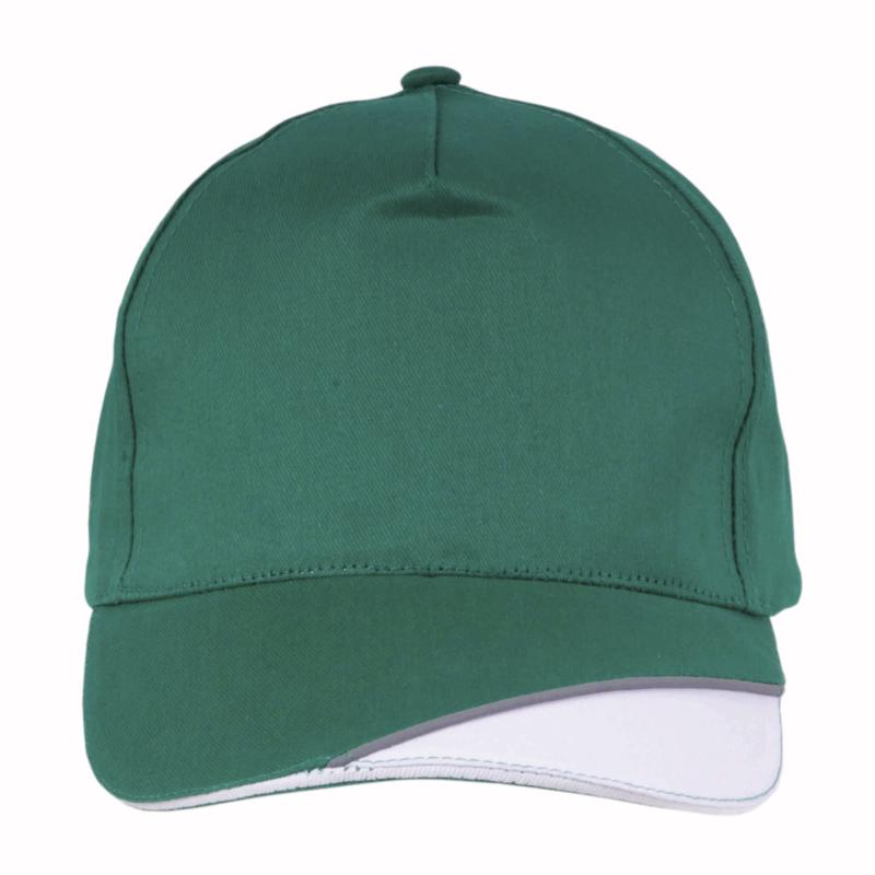 Gorra de 5 paneles de algodón con cierre velcro.