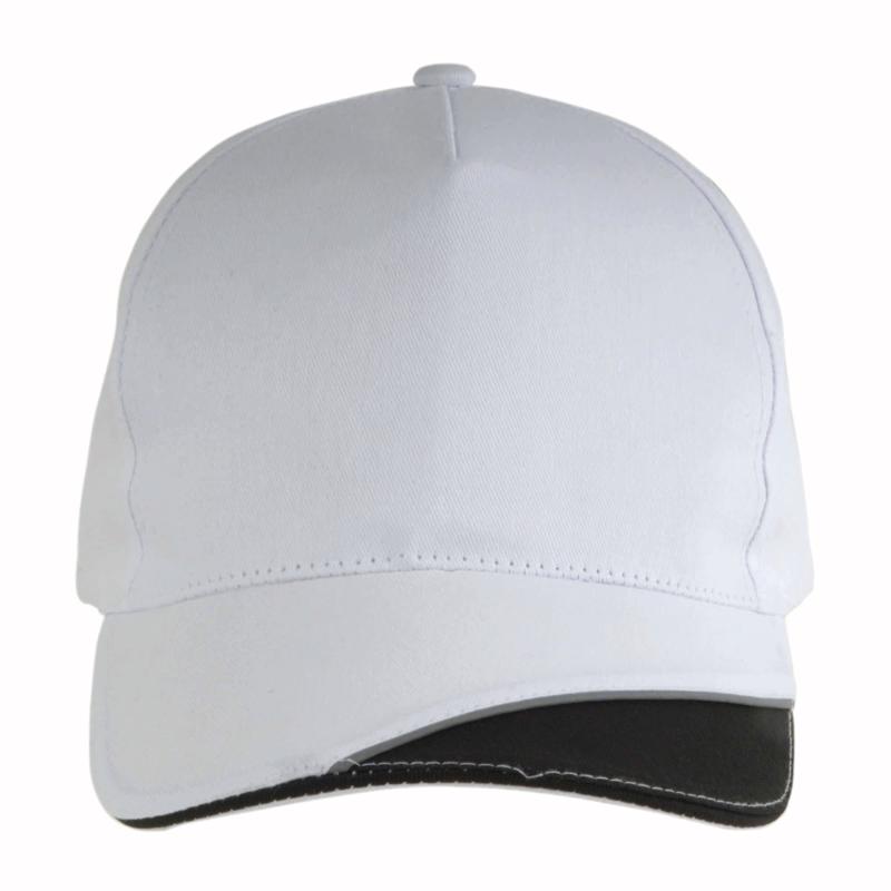 Gorra de 5 paneles de algodón con cierre velcro.