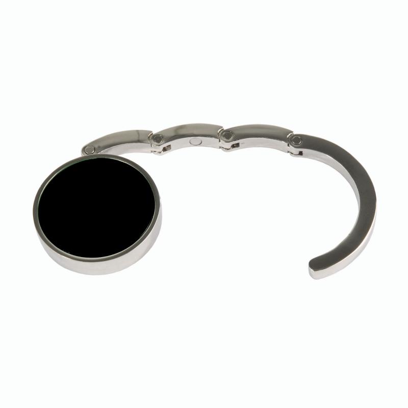 Cuelgabolsos de metal.