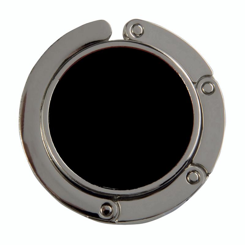 Cuelgabolsos de metal.