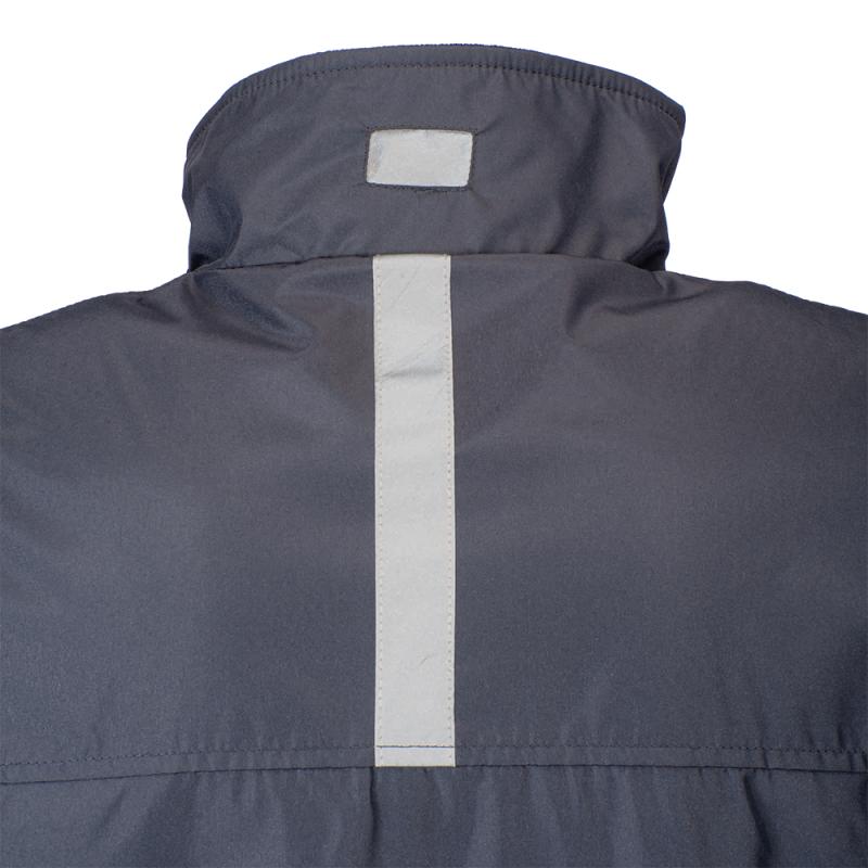 Chaqueta forrado con fibra polar.