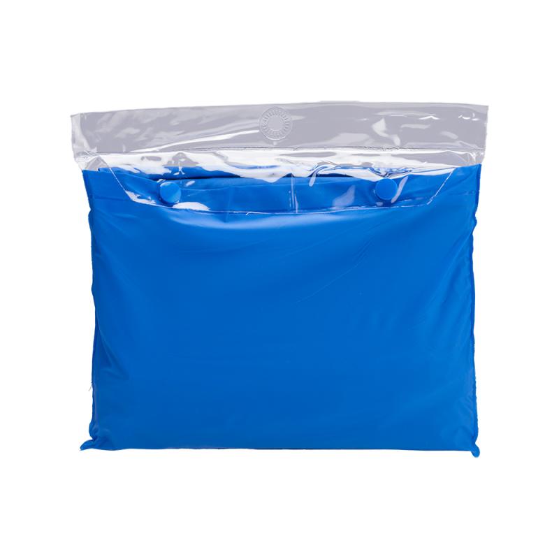 Poncho de pvc con capucha en funda.
