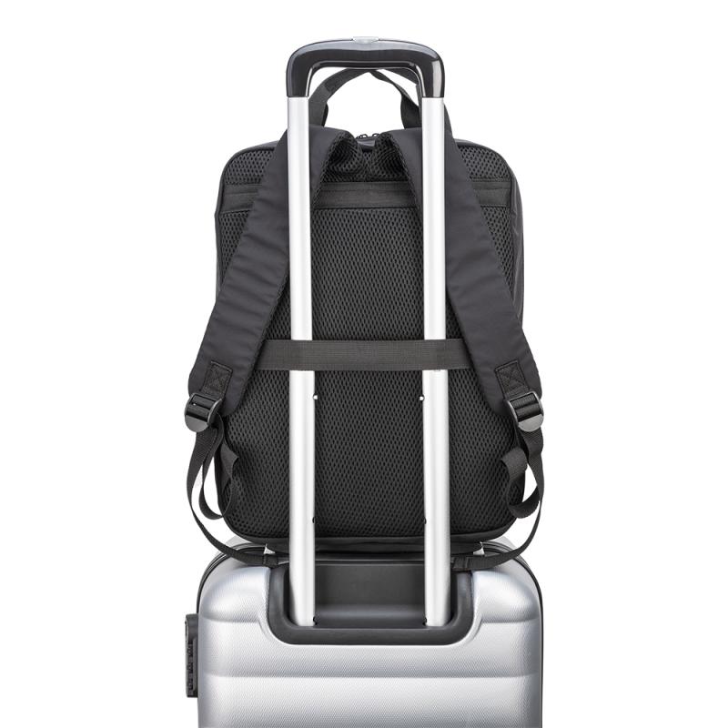 Mochila para portatil de 15 pulgadas fabricada en 70 poliester y 30 nailon 280D