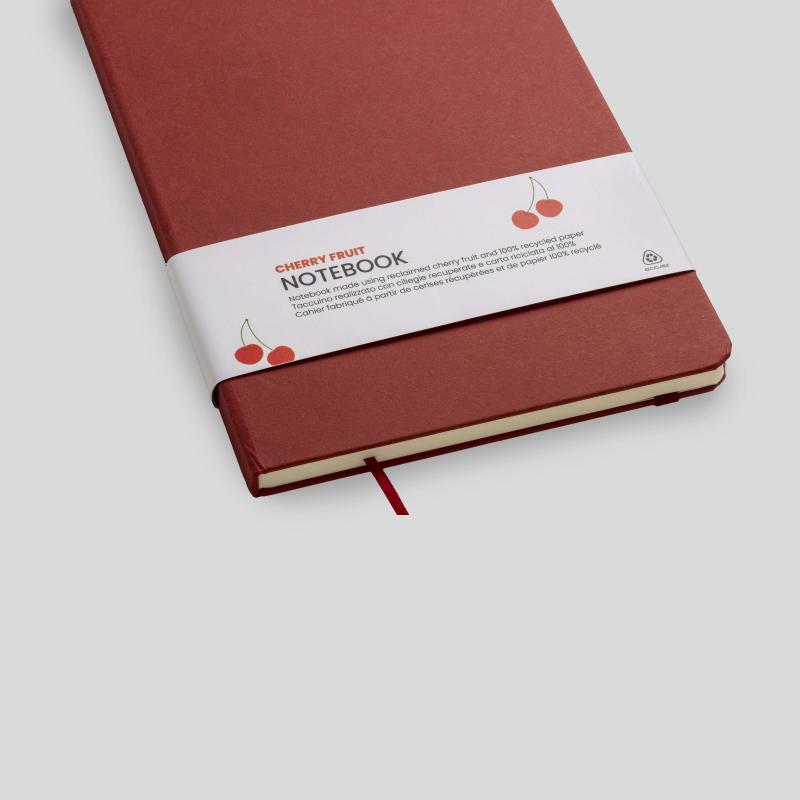 Cuaderno con cubierta de residuos de frutas y cierre elástico