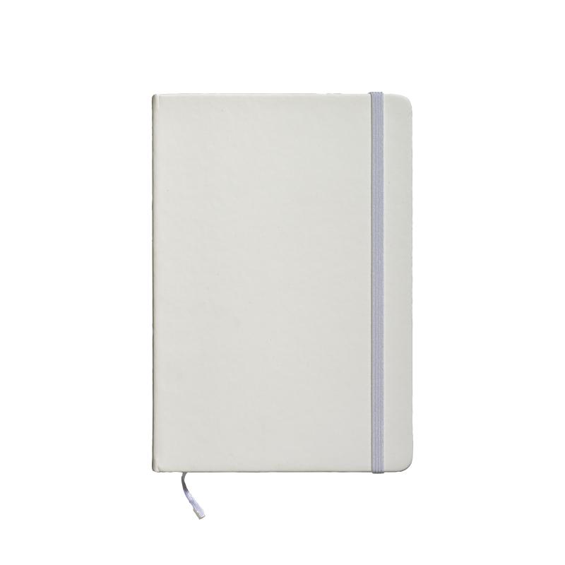 Cuaderno con tapa de PU reciclado y hojas rayadas (80 páginas).