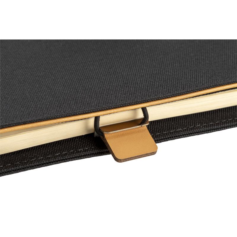 Carpeta para bloc de notas A5 en R-PET con cierre de gancho de metal