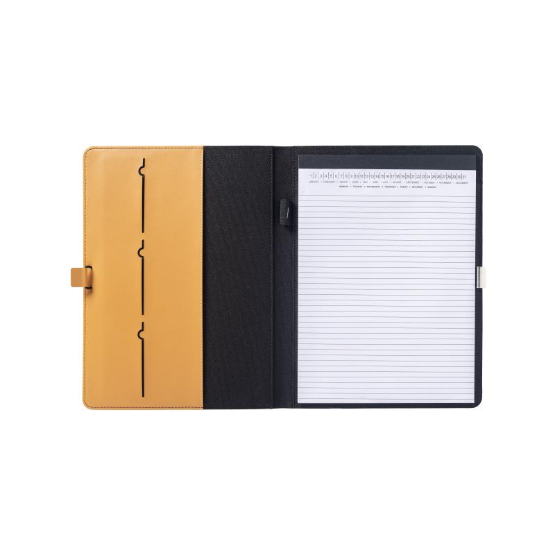 Carpeta para bloc de notas A4 en R-PET con cierre de gancho de metal