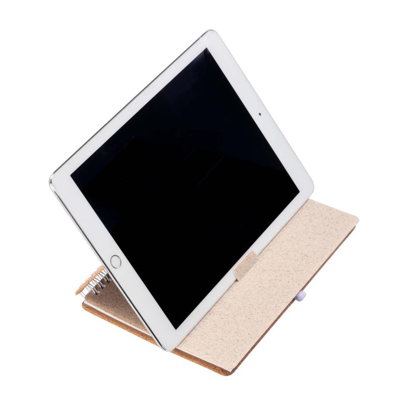Libreta con anillas de corcho convertible en soporte para móvil
