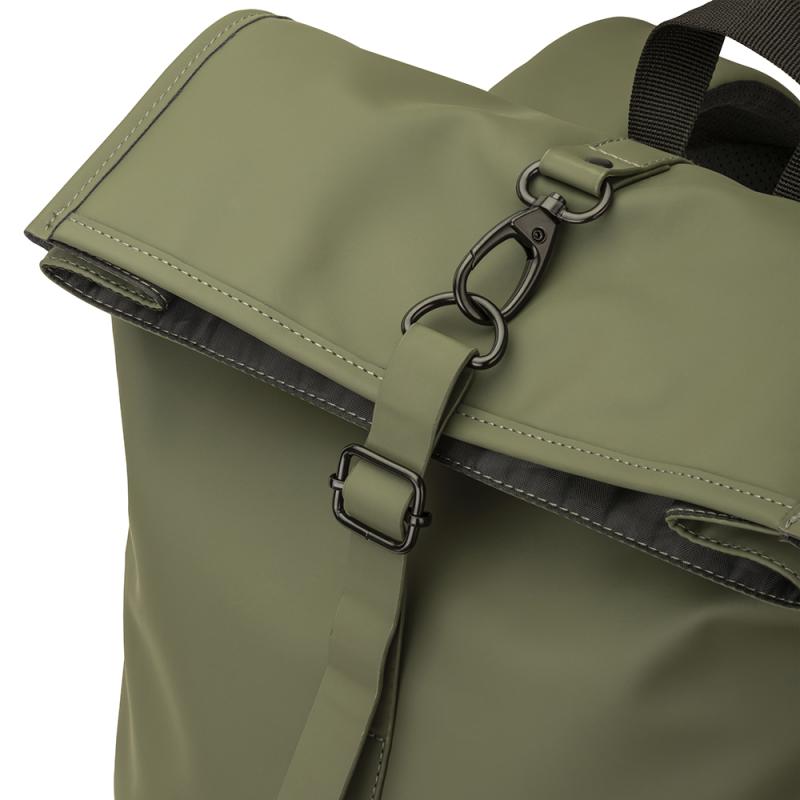 Mochila porta PC (15) en suave PU reciclado resistente al agua