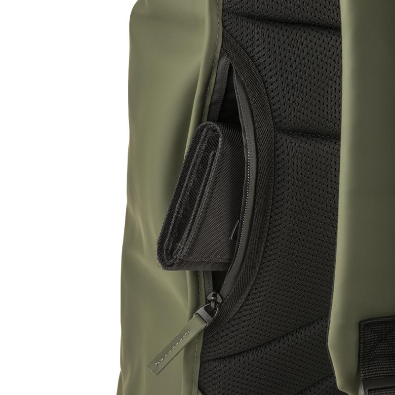 Mochila porta PC (15) en suave PU reciclado resistente al agua