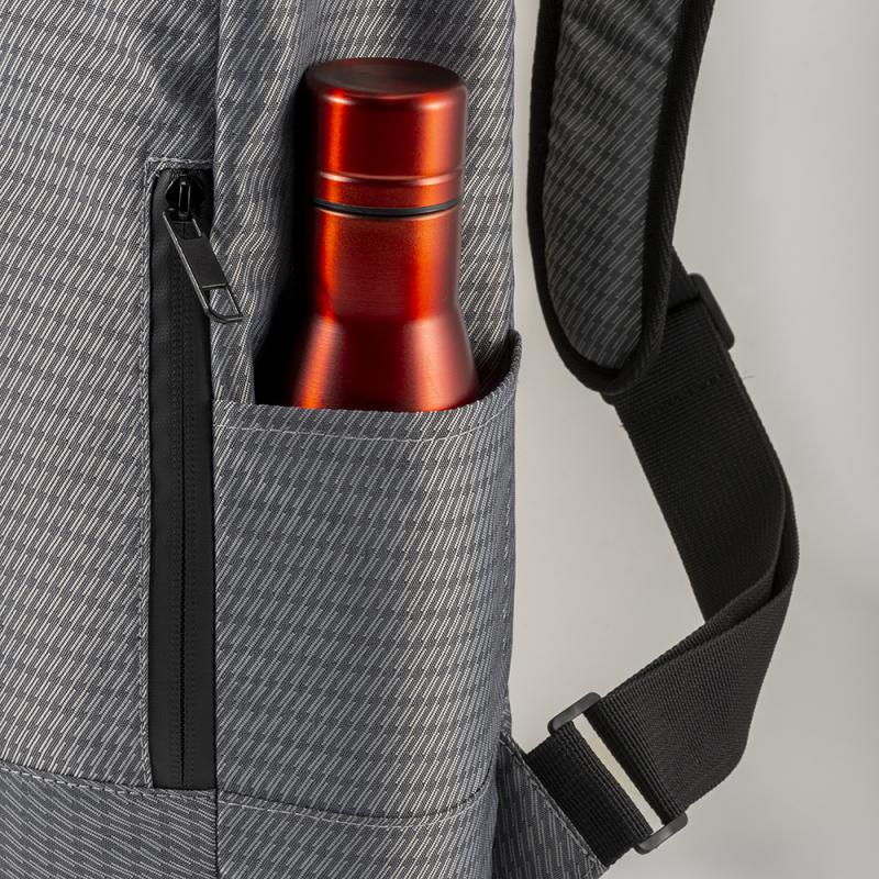 Mochila para portátil de poliéster reciclado con tinte ecológico