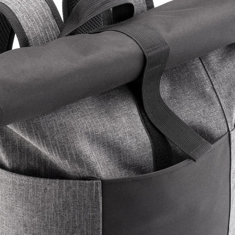 Mochila para portátil en poliéster reflectante