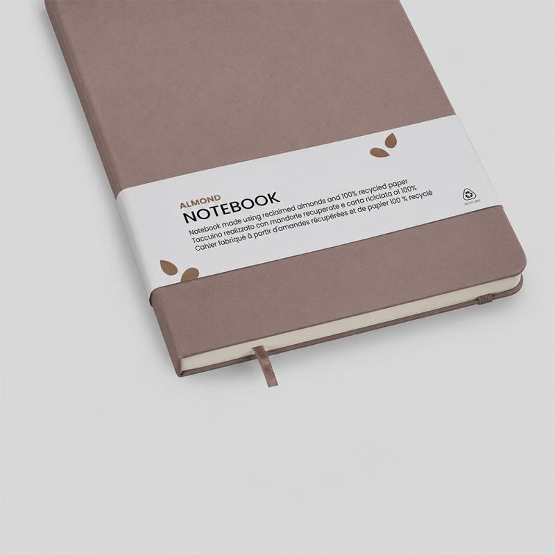 Cuaderno con cubierta de residuos de frutas y cierre elástico