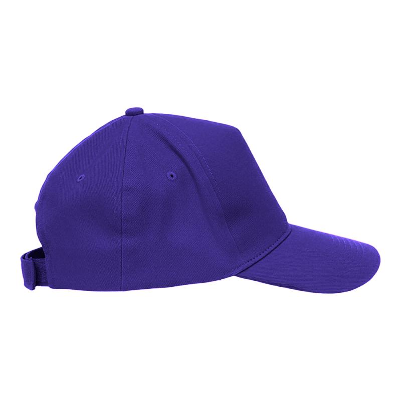Gorra con visera de 2 mm de espesor.