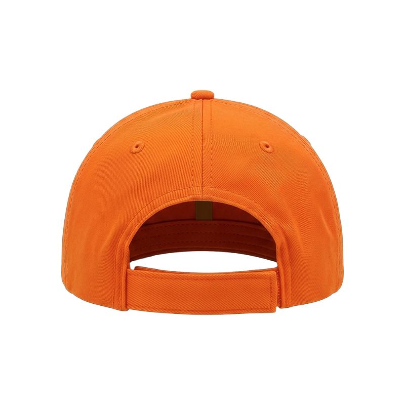 Gorra con visera de 2 mm de espesor.