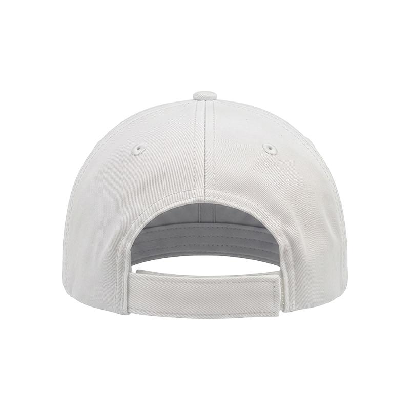 Gorra con visera de 2 mm de espesor.