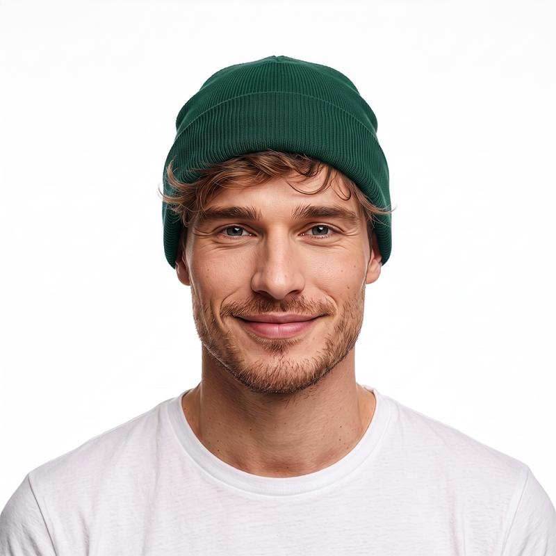 Gorro de tejido acrílico.