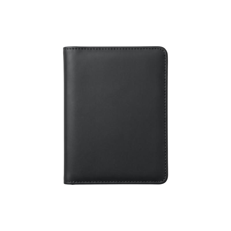 Portapasaporte de PU reciclado. Con cuatro ranuras para tarjetas de credito