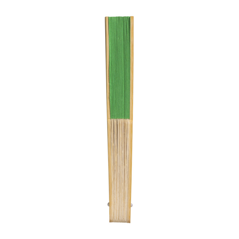 Abanico de papel con mango de bambú